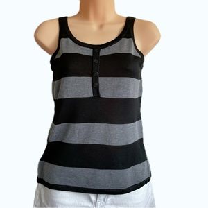 Stripped tank top with decorative buttons size Small